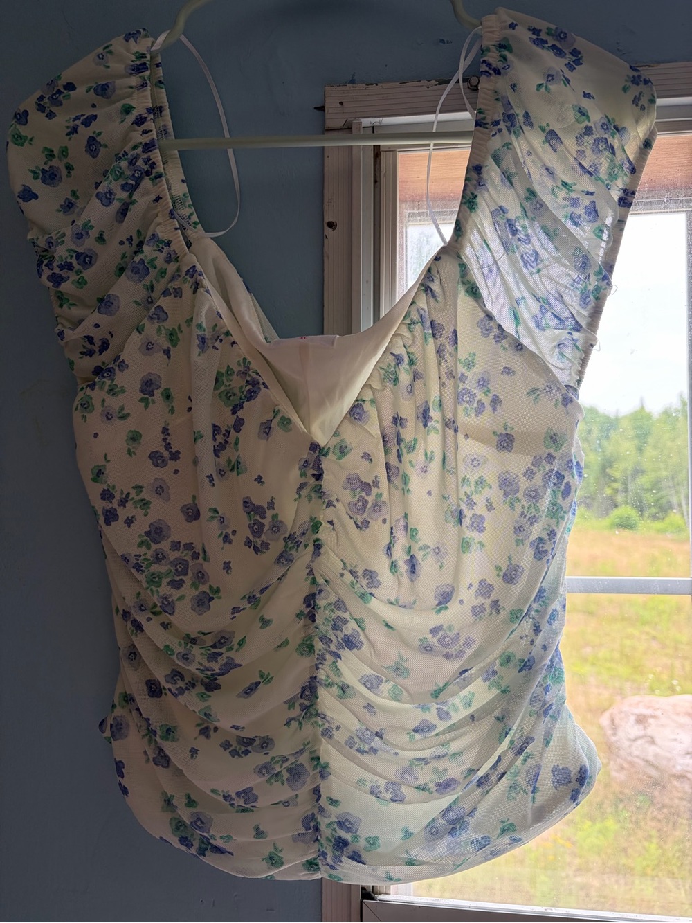 Floral Ruffled V-Neck Blouse in Cream and Lavender